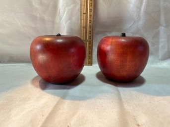 Vintage Solid Wood 'Red Delicious Apples' 3 Inch Hand Lathe Polished Hardwood Apples