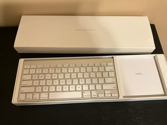 Apple Mac Keyboard In The Box Used A1314