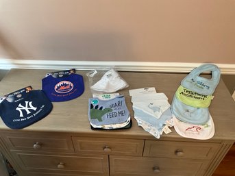 12 New Baby Bibs And Sun Hat