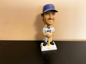 2001 Mike Piazza New York NY Mets Upper Deck Plastic Bobblehead, White Jersey