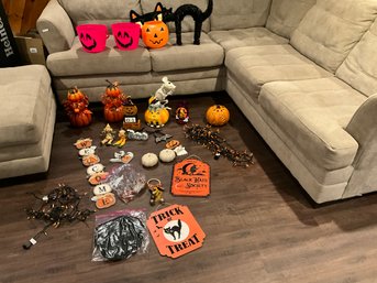 Lot Of Halloween Full Decorations, Cute Lots See Photos