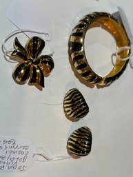 Striking Joan Rivers Black Enamel Striped Hinged Cuff Bracelet Earrings Clip Ons And Bow Pin