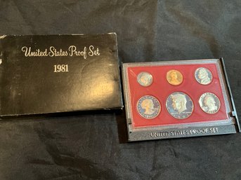 Vintage 1981 United States Coin Box Proof Set 1981 Original Packaging Dollar Half Dollar With Box