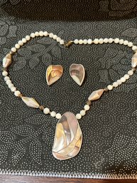 Vintage Mother Of Pearl Abalone Beaded Chunky Statment Necklace