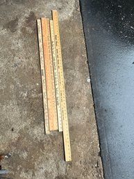 Lot Of Assorted Yard Sticks One Is 48 Inches Long In Great Condition