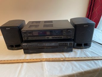 Sony CD  Player And AM/fM Tape Aux Stereo Receiver Amplifier  Works Great!