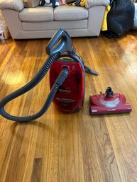 Kenmore Progressive True Hepa Filtration Vacuum With All The Attachments Works Great