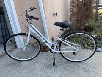 Raleigh Detour1  7 Speed Woman's Bicycle XS  Works Great!