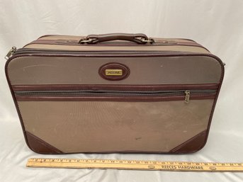 Jaguar Suitcase 21'w X 15'h X 7'd