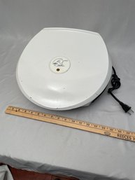 George Foreman Grill GR-30 Small Crack On Bottom Works Fine