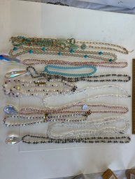 Estate Sale Jewelry Lot Ladies Fashion Beaded Necklaces, See All Photos