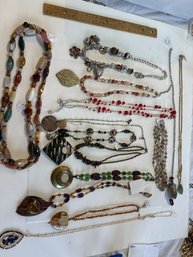 Estate Sale Jewelry Lot Of Ladies Fashion Statement Necklaces See All Photos