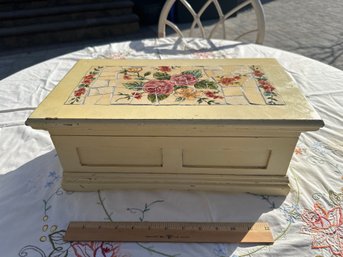 Vintage Shabby Chic Mosaic Tile Floral Top Hinged Storage Box
