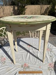 25 X 25 X 19 Shabby Chic Pink And White Flowers With Vine Accents Painted Accent Table