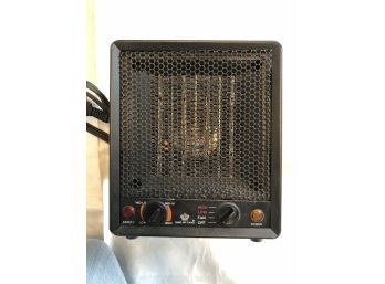 King Of Fans Electric Heater, Working Condition, 6-1/2  X 5-1/2, Needs To Be Cleaned, See Pics