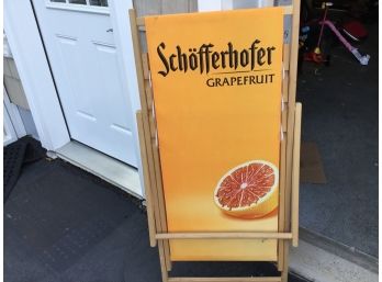 Schofferhofer Grapefruit Beach Chair