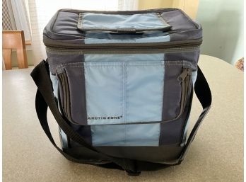 Arctic Zone Blue Black Vinyl Zip Adjustable Shoulder Strap Cooler