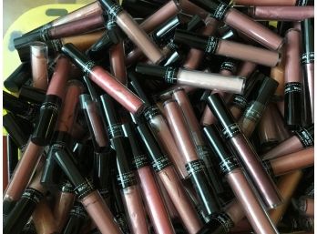 50 Ready To Wear Lipgloss Lip Gloss Full Size New