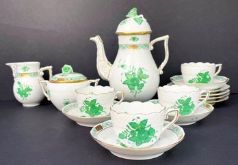 Vintage Herend Tea Set With 4 Demitasse Cups