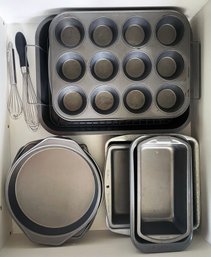 Assorted Bakeware