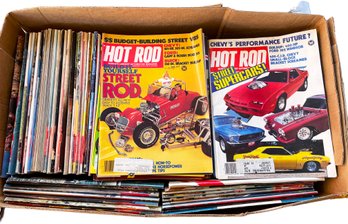 Large Lot Of Vintage Hot Rod Magazines