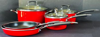 Great Set Of Red Nonstick Cookware - 2 Frying Pans, 2 Sauce Pans & Soup Pot