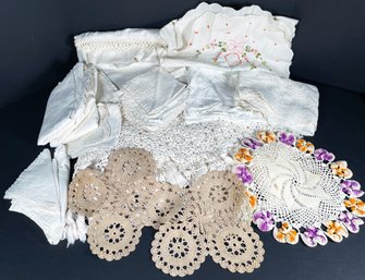 Beautiful Vintage Table Linens Including Lace Tablecloth