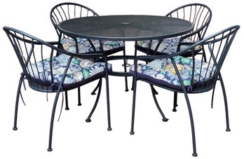 Round Metal Patio Table & 4 Matching Chairs