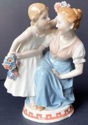 Vintage Meissen Porcelain Flower Girls Figurine