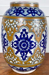 Early 20th Century Mexican Talavera Jarron From The Uriarte Studio- Signed