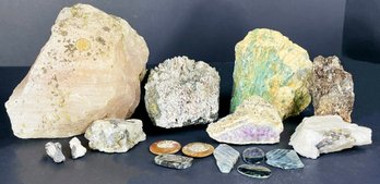 Geodes, Crystals & Fossils