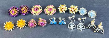 Large Collection Of Vintage Clip-on And Screw Back Earrings
