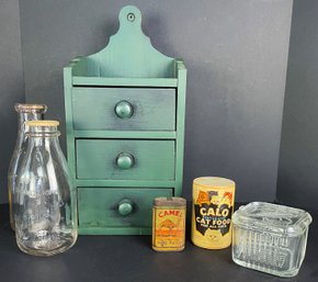 Country Wall Storage With Vintage Kitchen And Tins