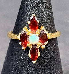 Vintage 10k Gold Opal & Garnet Ring