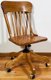 Winners Only Oak Adjustable Height Swivel Desk Chair