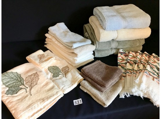 Assorted Towels In Neutral