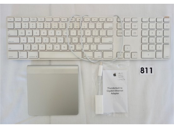 Apple Keyboard & Trackpad