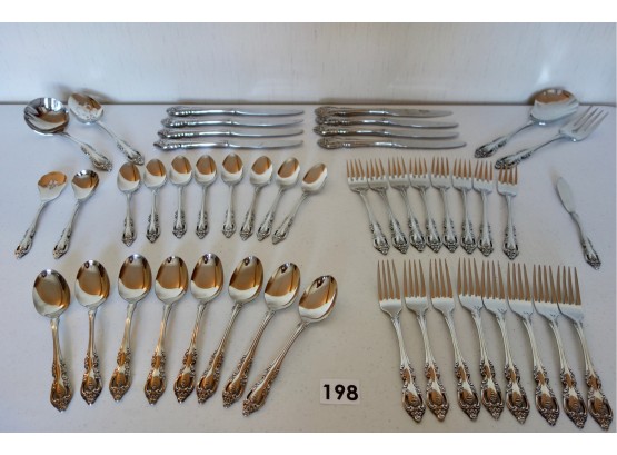 Complete Oneida Community Stainless Flatware Set For 8 W/Serving Pieces