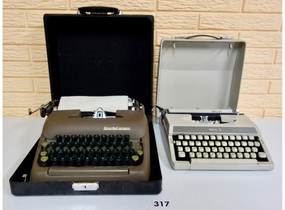 Vintage Smith Corona & Royal Typewriters W/Cases