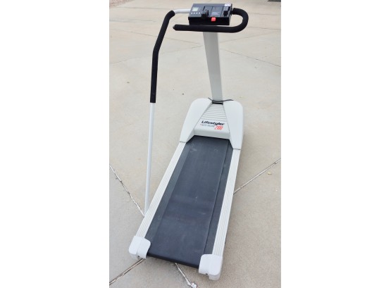 Lifestyle 2100 Autoincline Treadmill