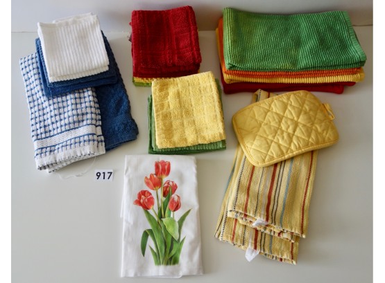 Assorted Colorful Kitchen Linens