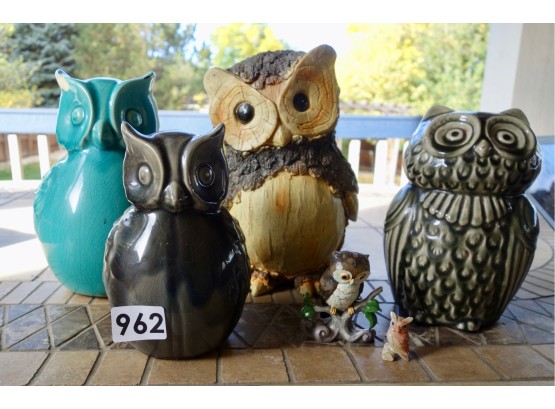 Assorted Ceramic & Other Owls