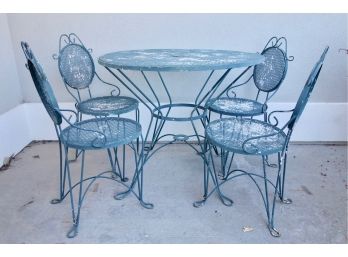 35' Round Metal Patio Table W/4 Chairs