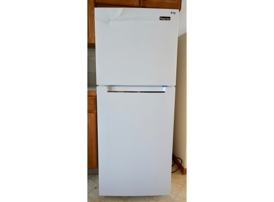 Magic Chef Apartment Refrigerator/freezer, As Is