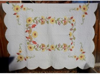 Super Fun Vintage Quilt With Floral Applique