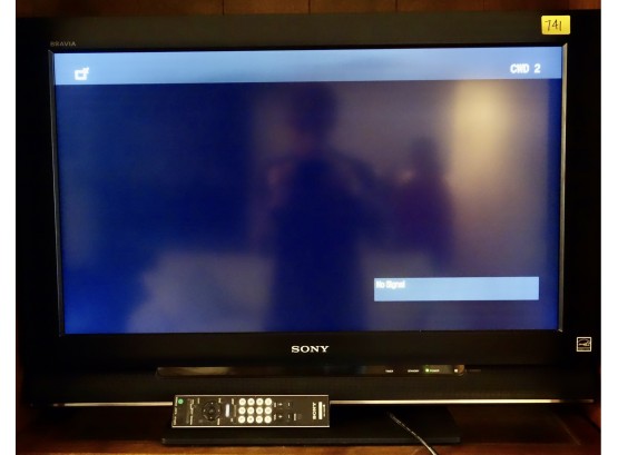 Sony 32' Tv With Remote