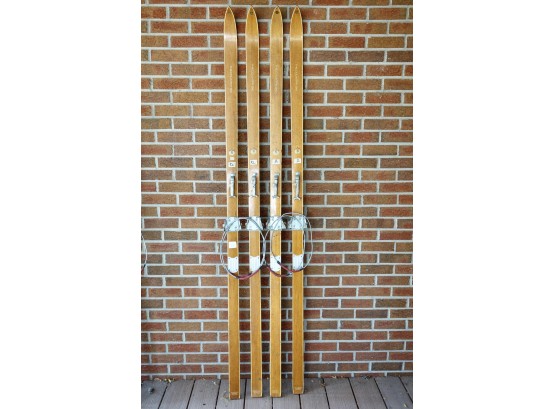 2 Pairs Of Vintage Kungle Hovleverantor Wood Skis