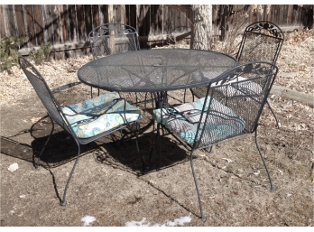 Metal Outdoor Patio Table With Four Chairs