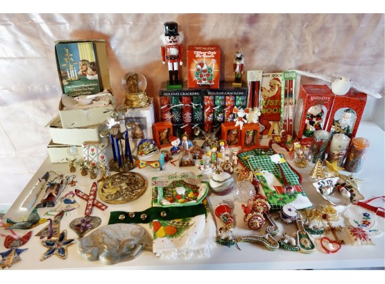 Chistmas Decor & Ornaments, Mostly Vintage