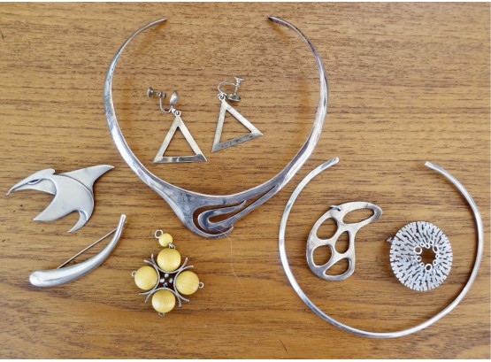 Vintage Mod Jewelry Including Sterling Silver Ameoba Pendant, Collar Necklace, And Asteroid Pin.